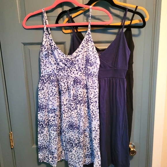 Set of 3 Old Navy Spaghetti Strap Dresses - Picture 1 of 3